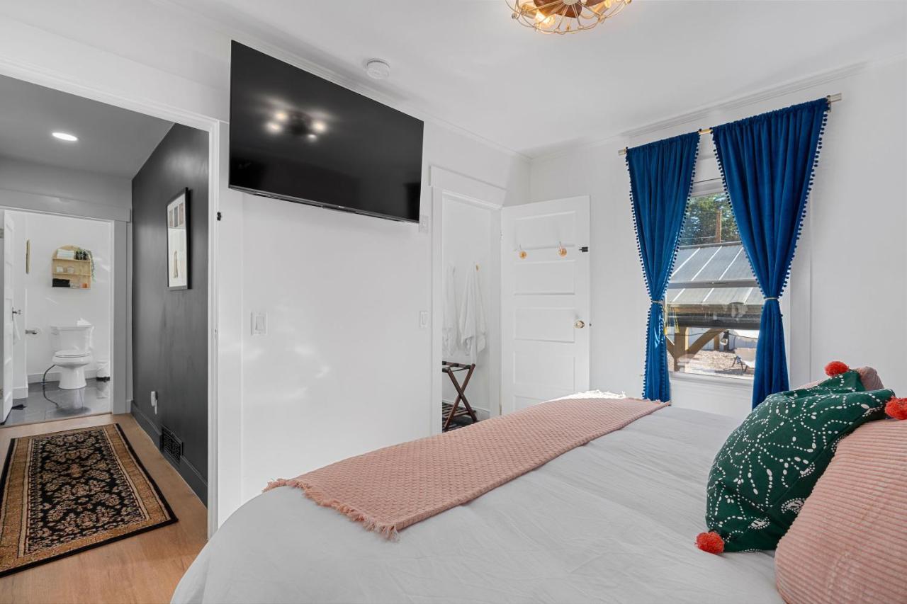 Charming Salt Minutes From Airport, Downtown Slc , Skiing South Salt Lake
