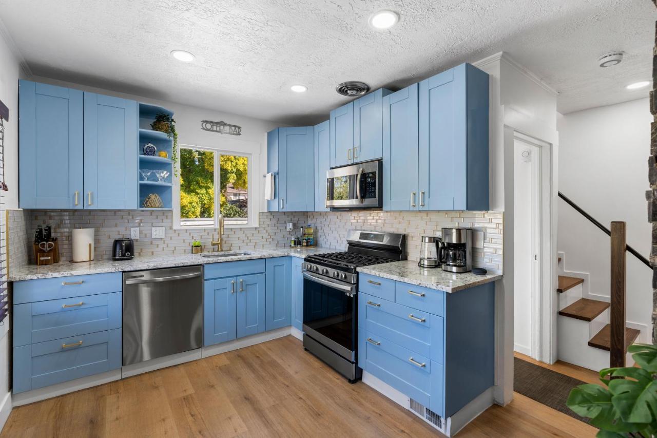 Charming Salt Minutes From Airport, Downtown Slc , Skiing Hébergement de vacances